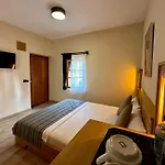 Hotel Konagi *