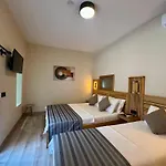 Hotel Konagi *